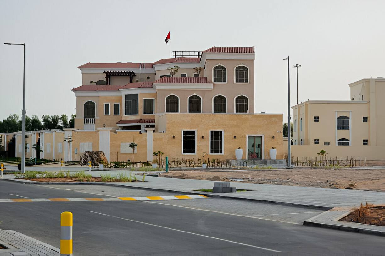 Explore Our Commercial Painting Services in Abu Dhabi
